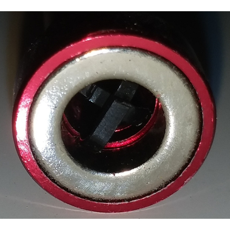 CLIP CATCHES ANY MAGNETIC FLEXIBLE