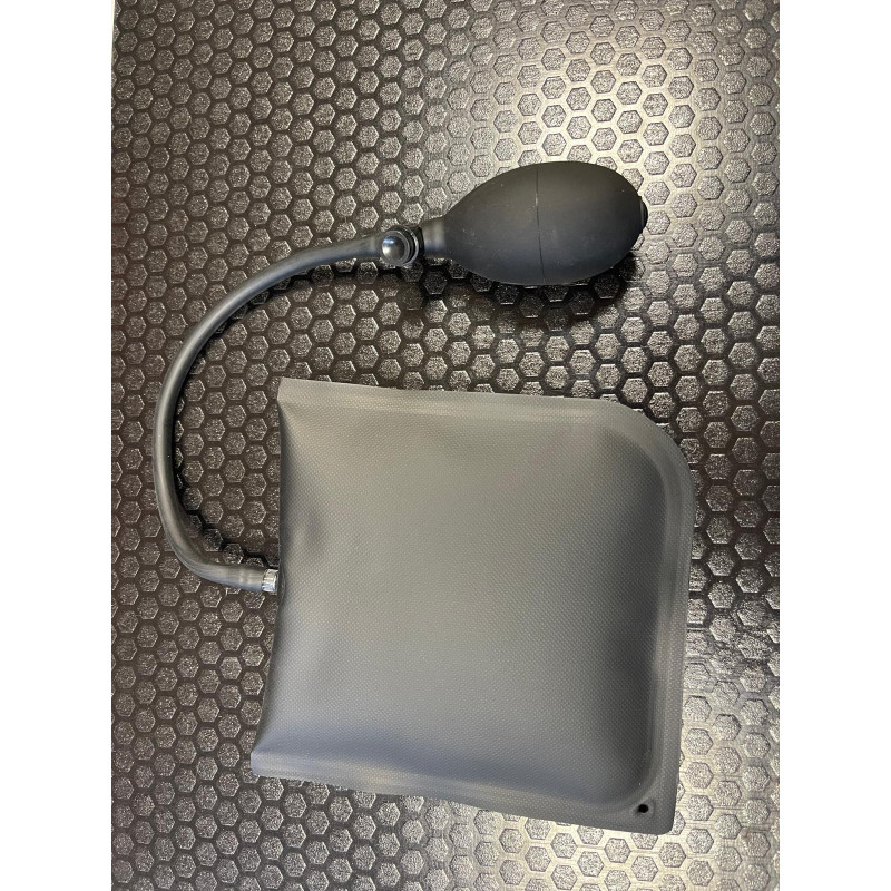 retractor inflatable cushion