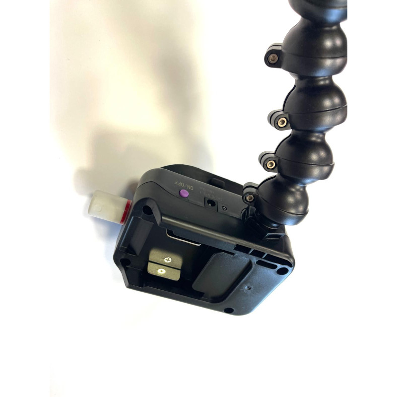 LAMPE 42 CM  à batterie type"Makita"